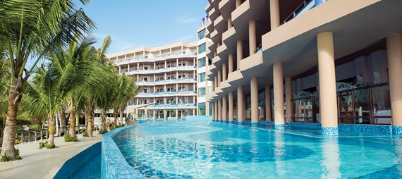 All inclusive adults only resorts with infinity pool | El Dorado Seaside Suites | Riviera Maya